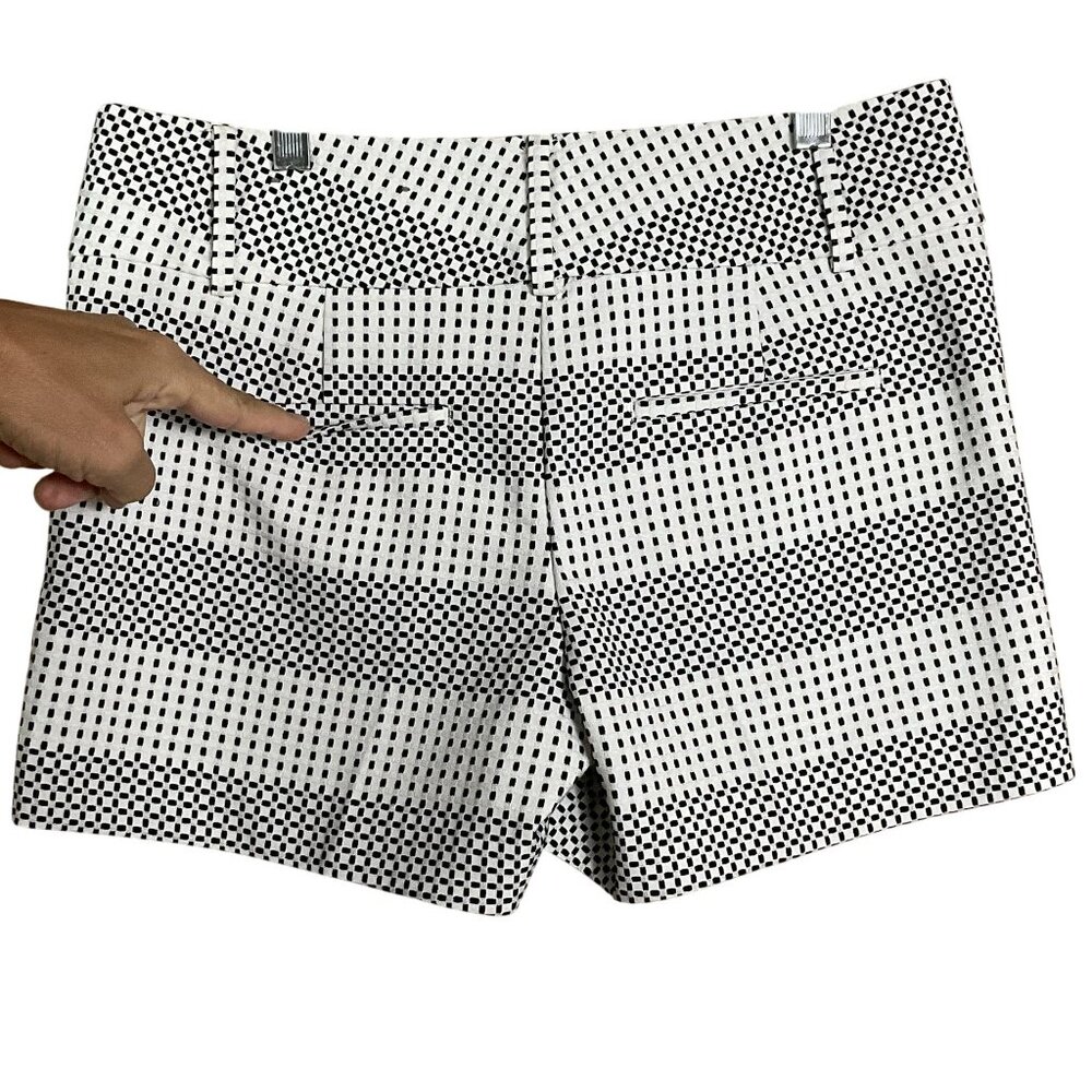Ann Taylor Factory Shorts, size 4, Poly/Rayon/Spandex, Black/White print - Picture 7 of 10
